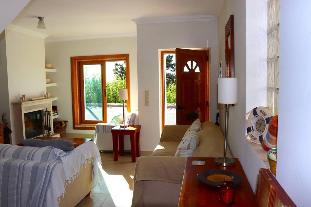 Sea Breeze House Ericeira - Ribeira Dilhas Beach Εξωτερικό φωτογραφία